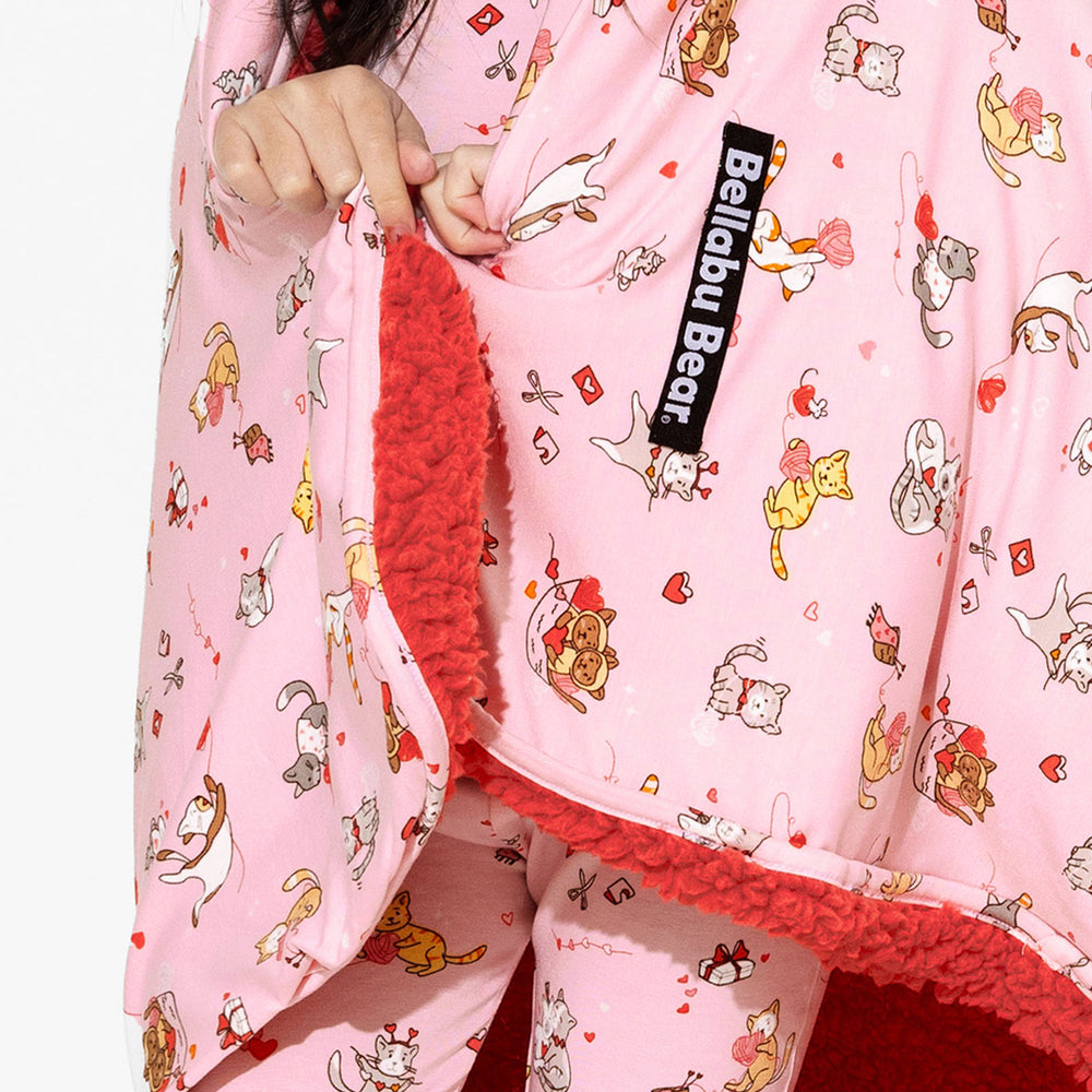 Love Kittens Bamboo Sherpa Blanket