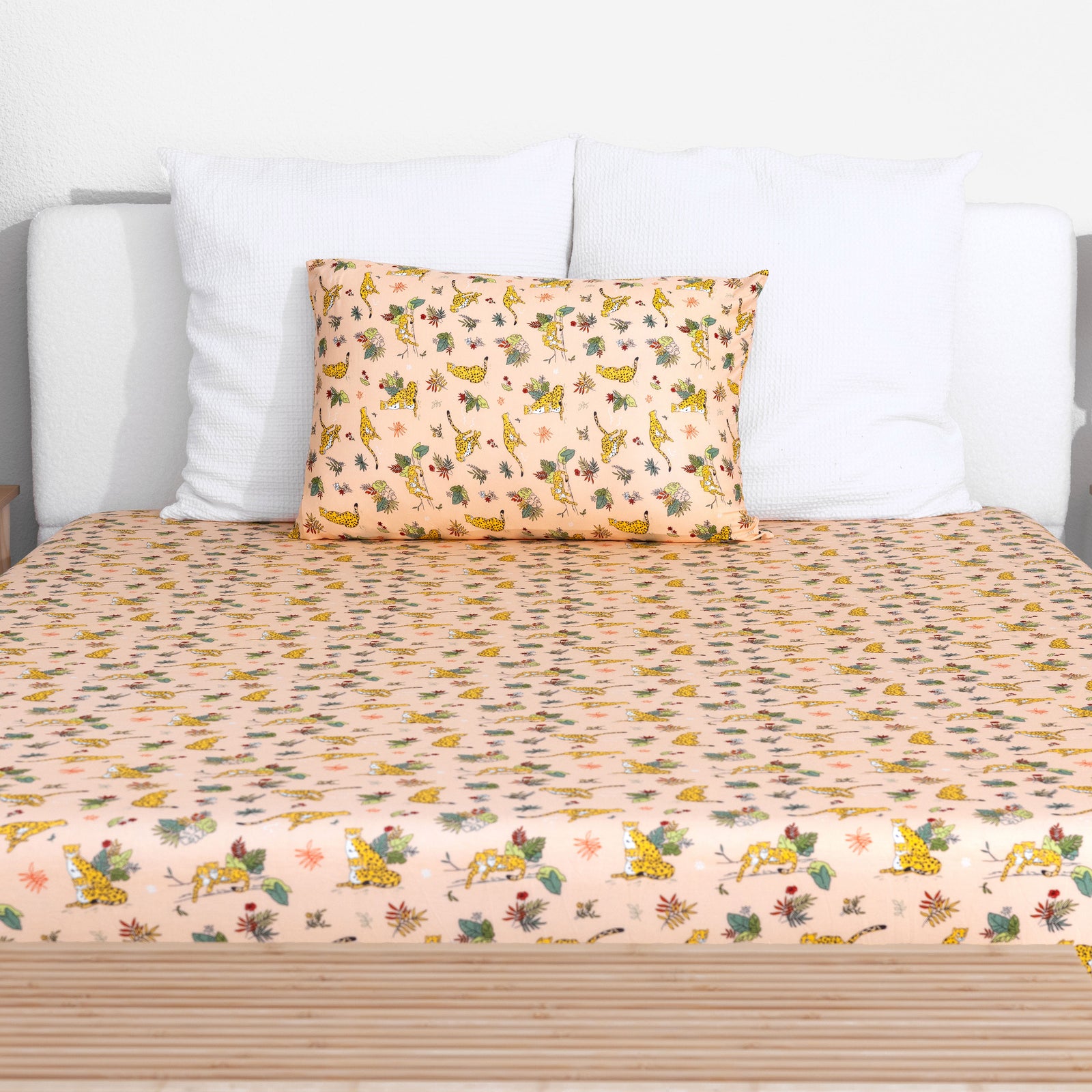 Pounce In Paradise Cheetah Bamboo Bed Sheet Set