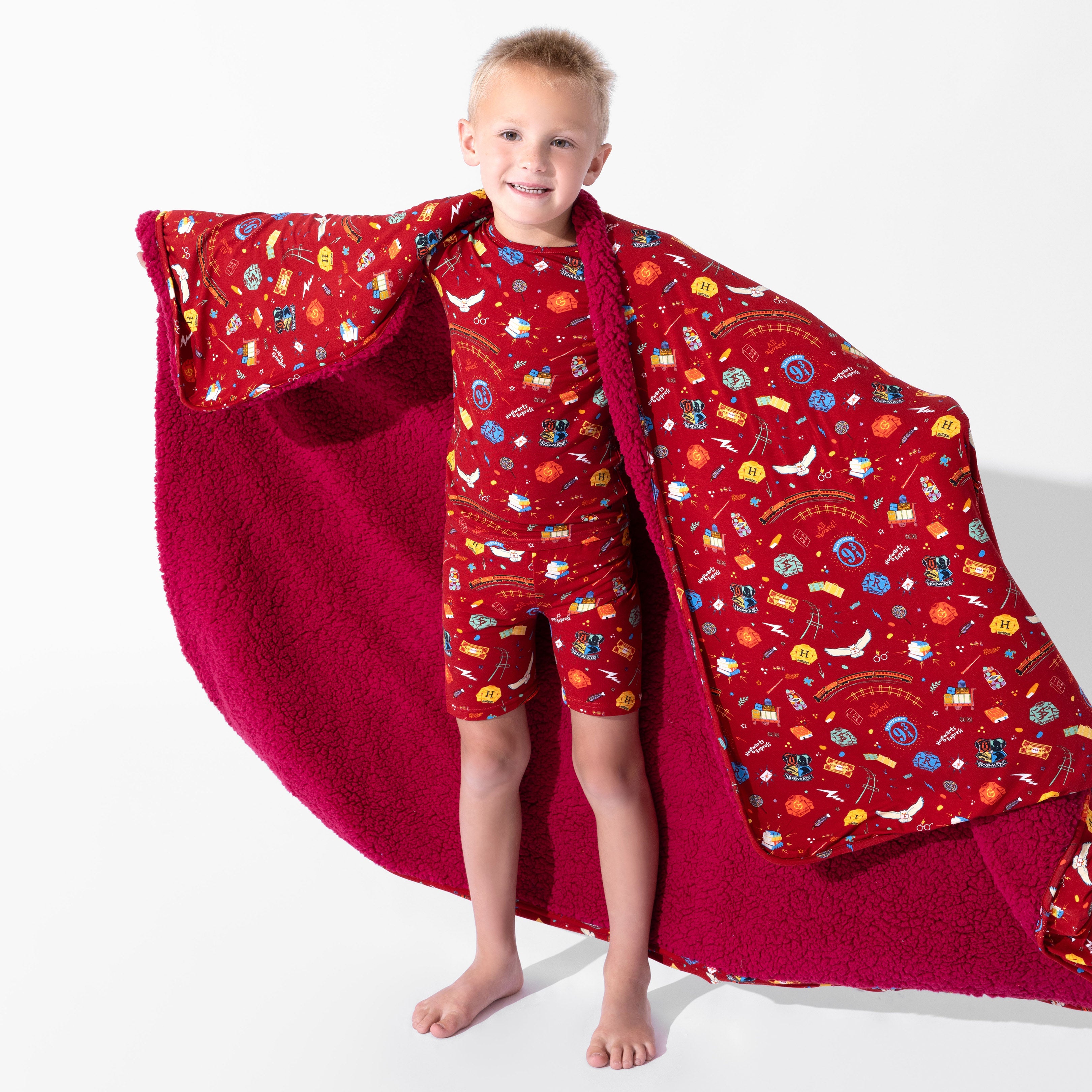 Hogwarts Express Bamboo Blanket – Cozy Magic for All Seasons