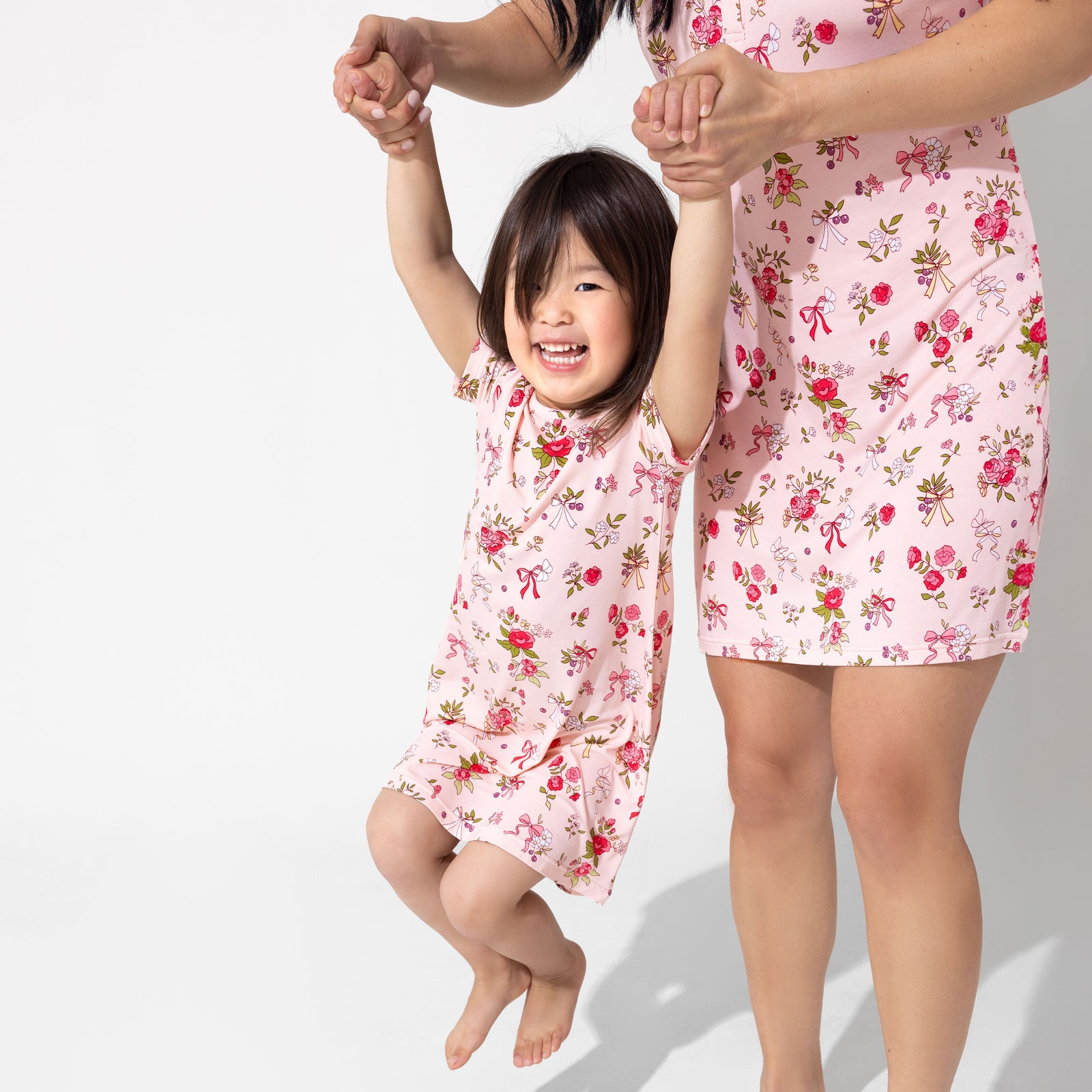 Bows & Blooms Bamboo Girls' Short Sleeve Dress