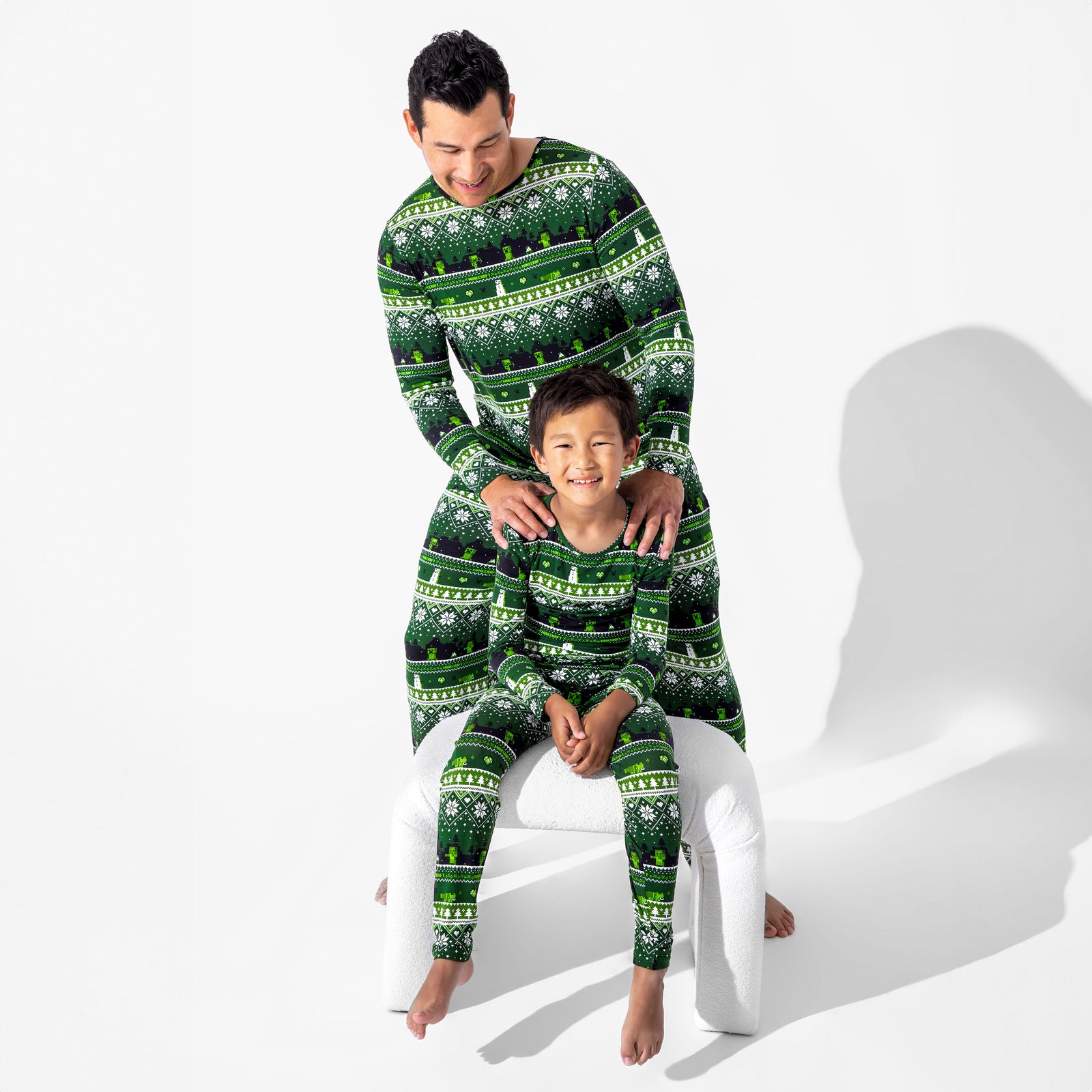 Minecraft Creeper Holiday Bamboo Men's Pajama Set