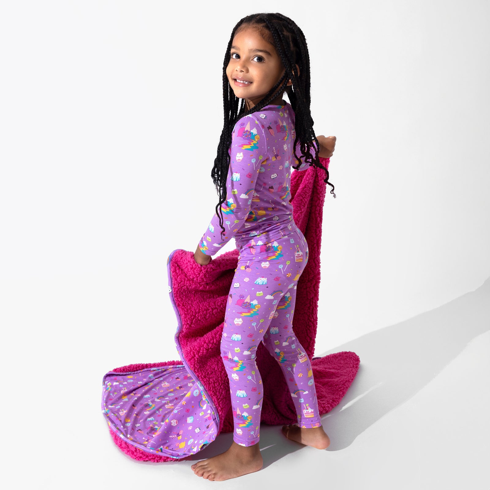 Gabby's Dollhouse: Sweet Treats Bamboo Sherpa Blanket