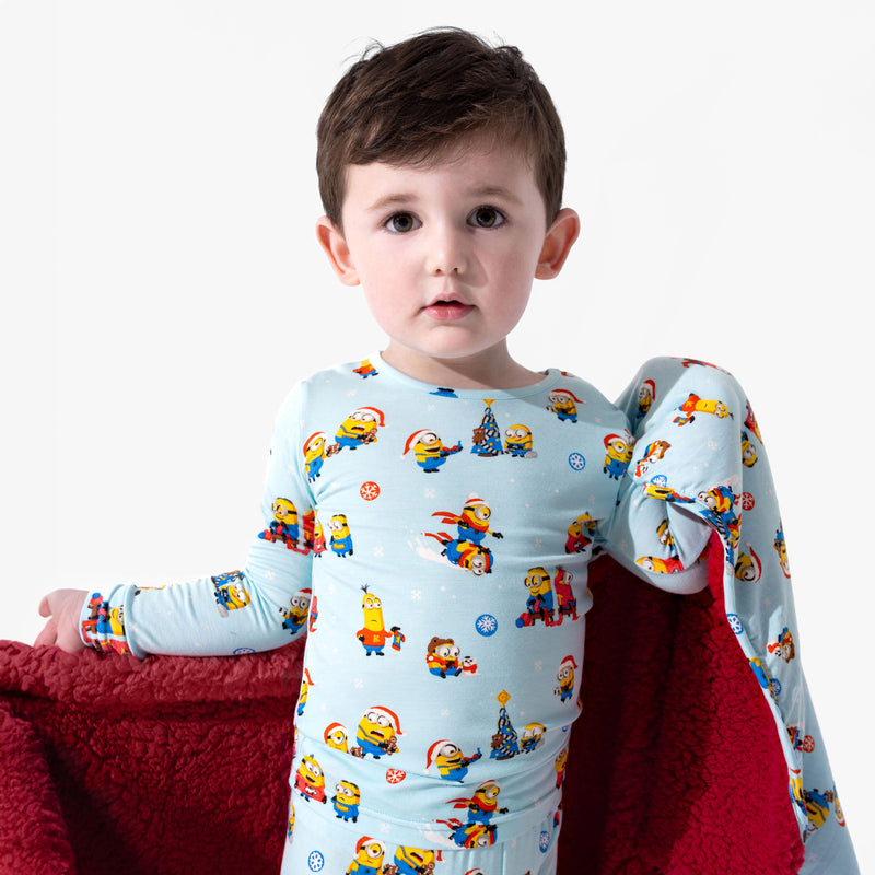 Merry Minions Holiday Bamboo Sherpa Blanket