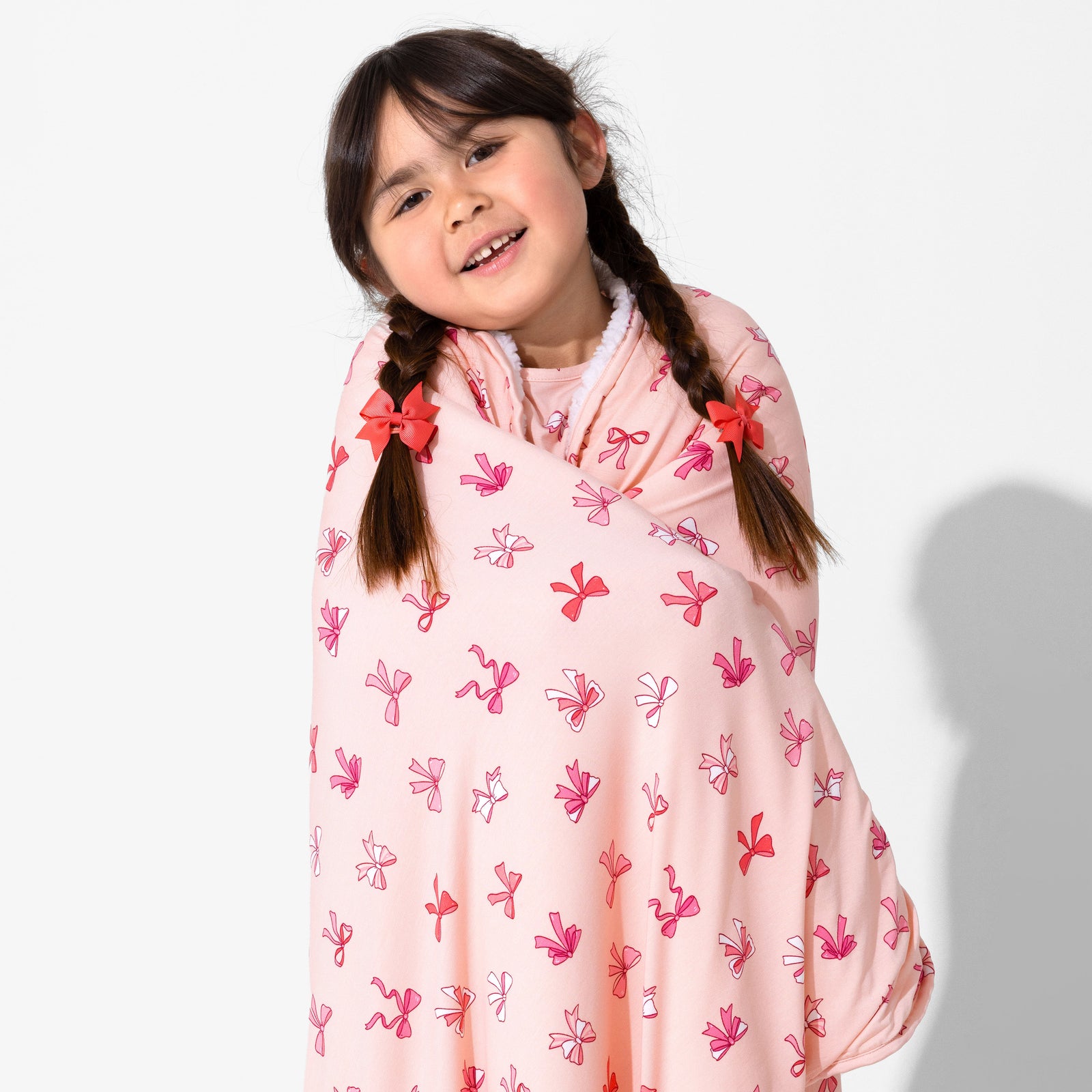 Take A Bow Bamboo Sherpa Blanket