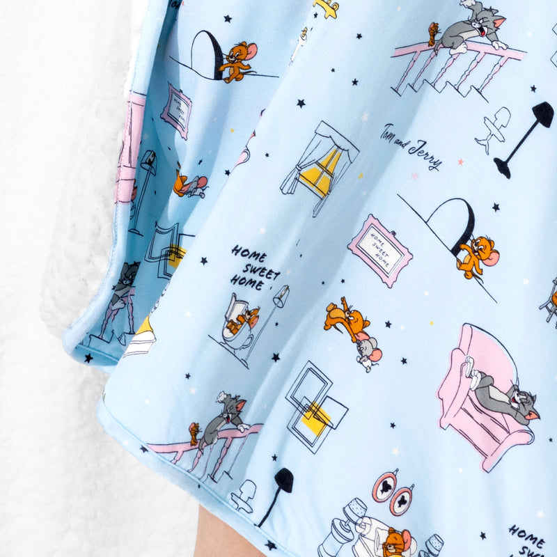 Tom & Jerry: Home Sweet Home Bamboo Sherpa Blanket