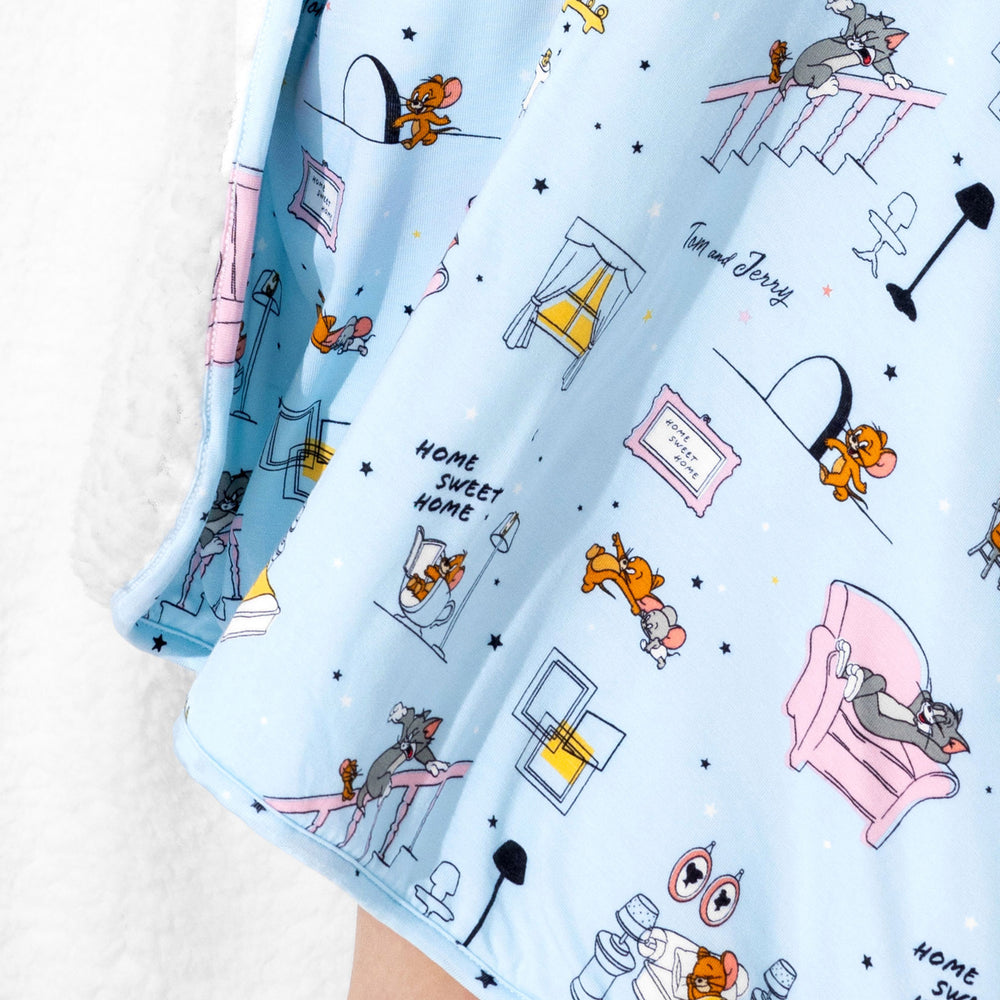 Tom & Jerry: Home Sweet Home Bamboo Sherpa Blanket