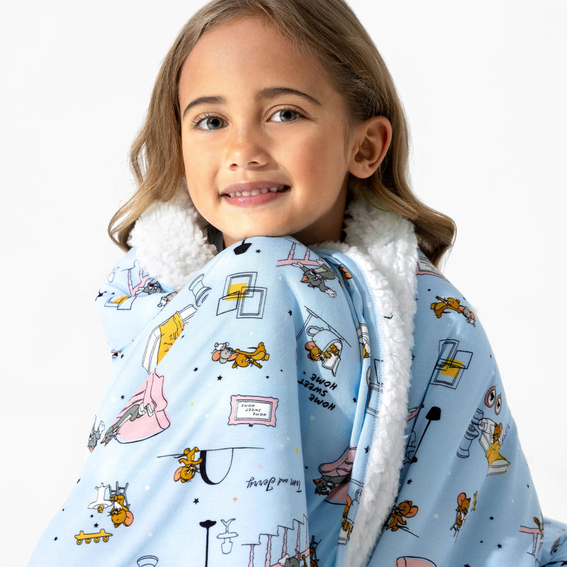 Tom & Jerry: Home Sweet Home Bamboo Sherpa Blanket