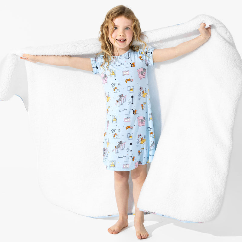 Tom & Jerry: Home Sweet Home Bamboo Sherpa Blanket