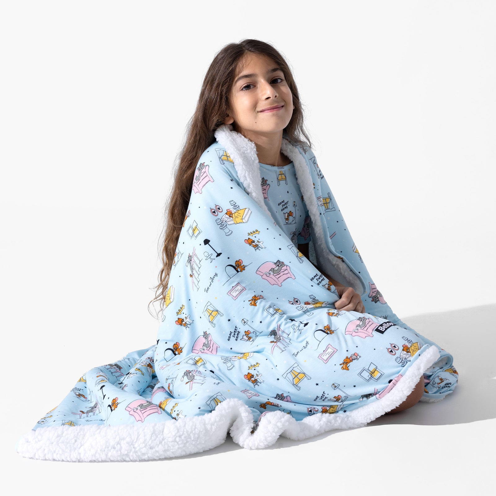 Tom & Jerry: Home Sweet Home Bamboo Sherpa Blanket