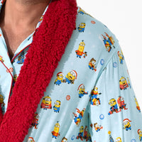 Merry Minions Holiday Adult Bamboo Sherpa Bathrobe