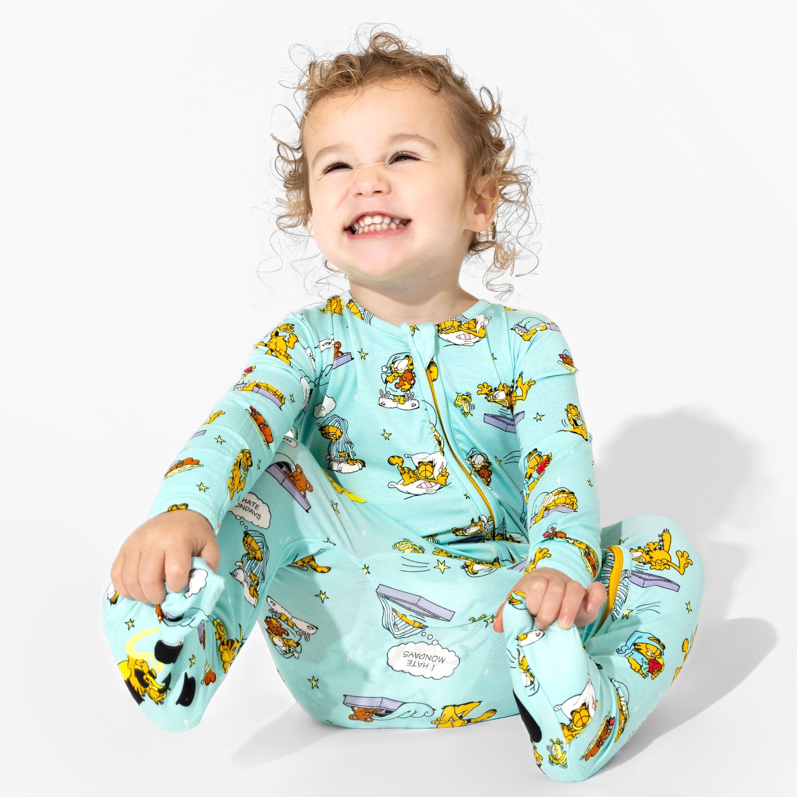 Garfield: Lazy Mondays Bamboo Convertible Footie