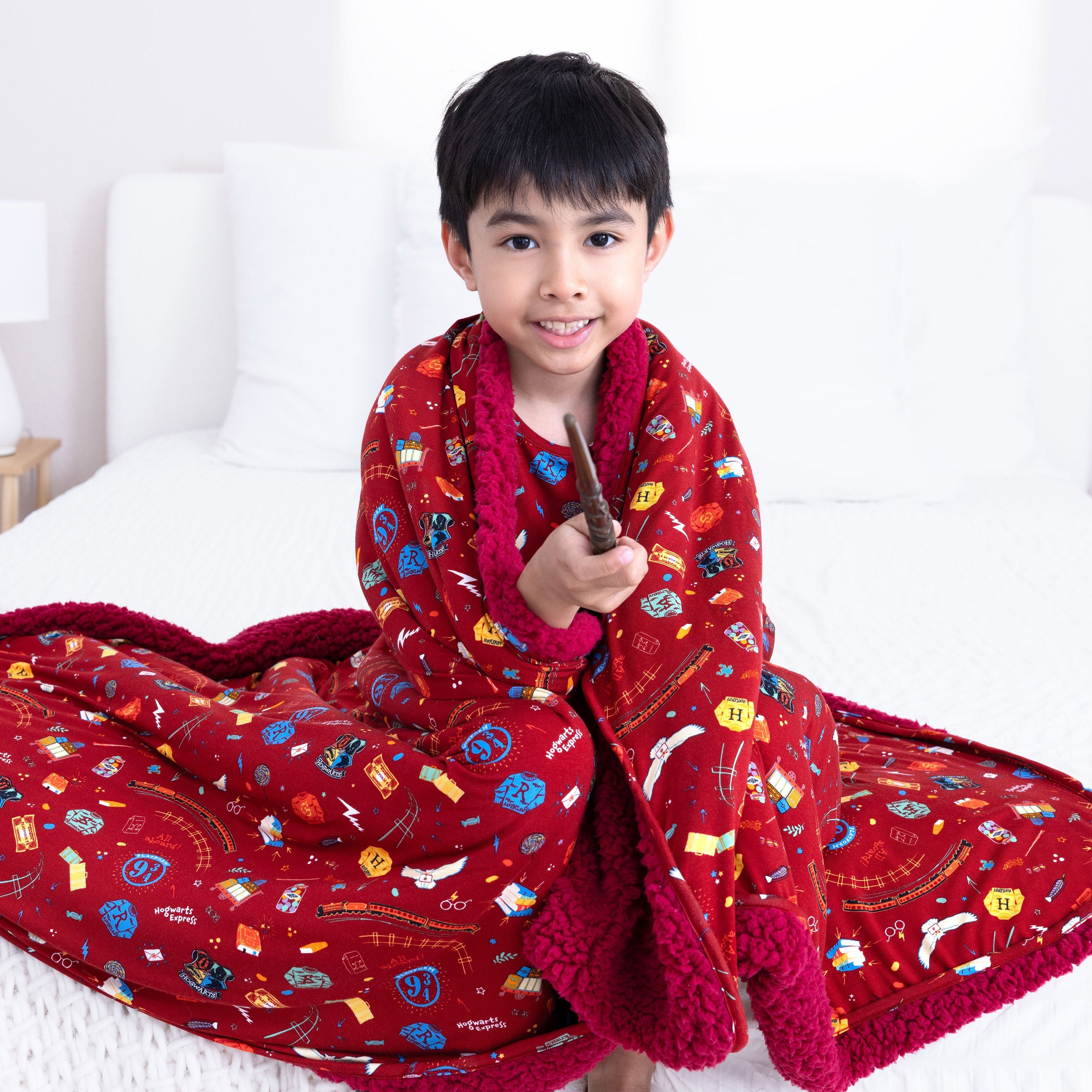 Hogwarts Express Bamboo Blanket – Cozy Magic for All Seasons