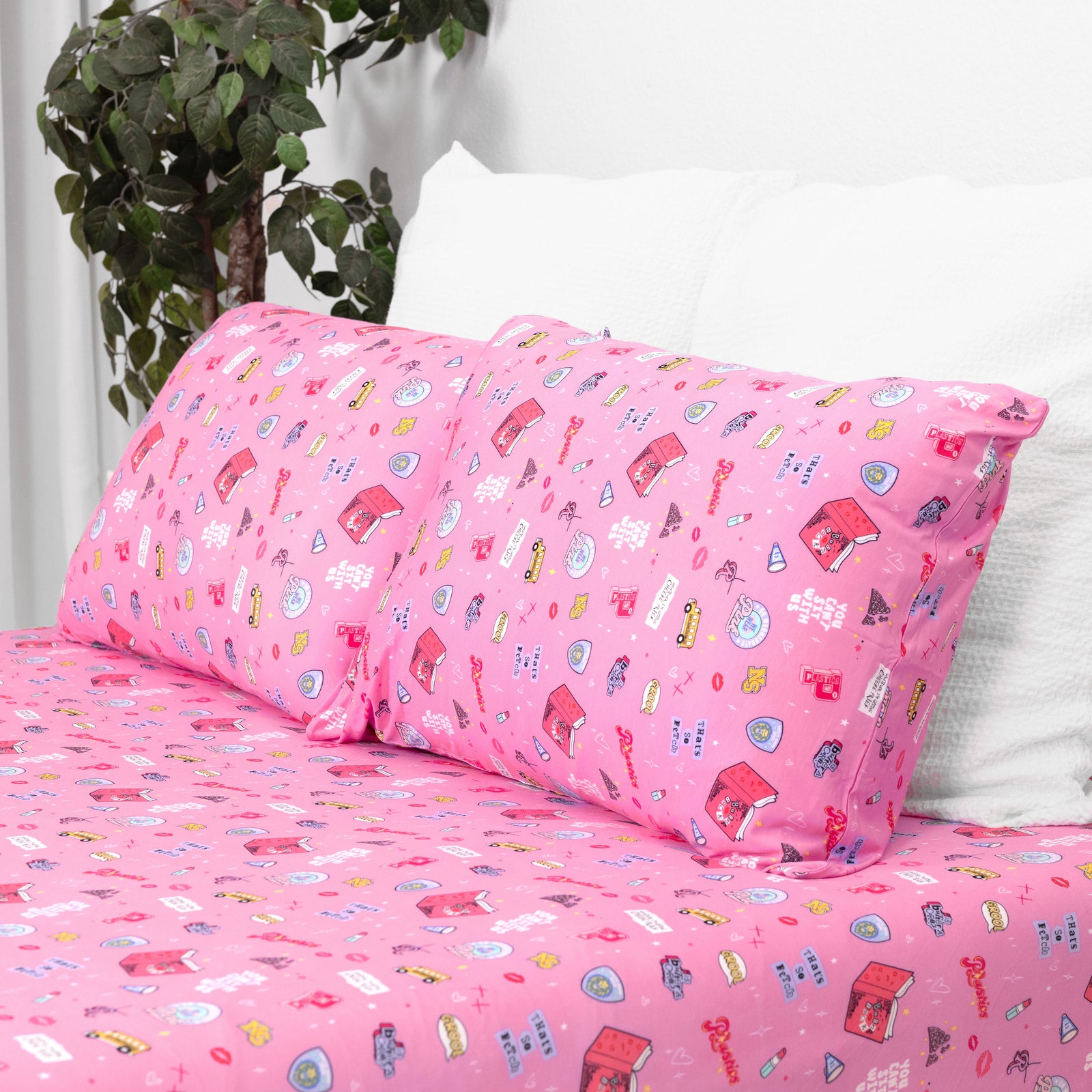 Mean Girls: So Fetch Bamboo Bed Sheet Set