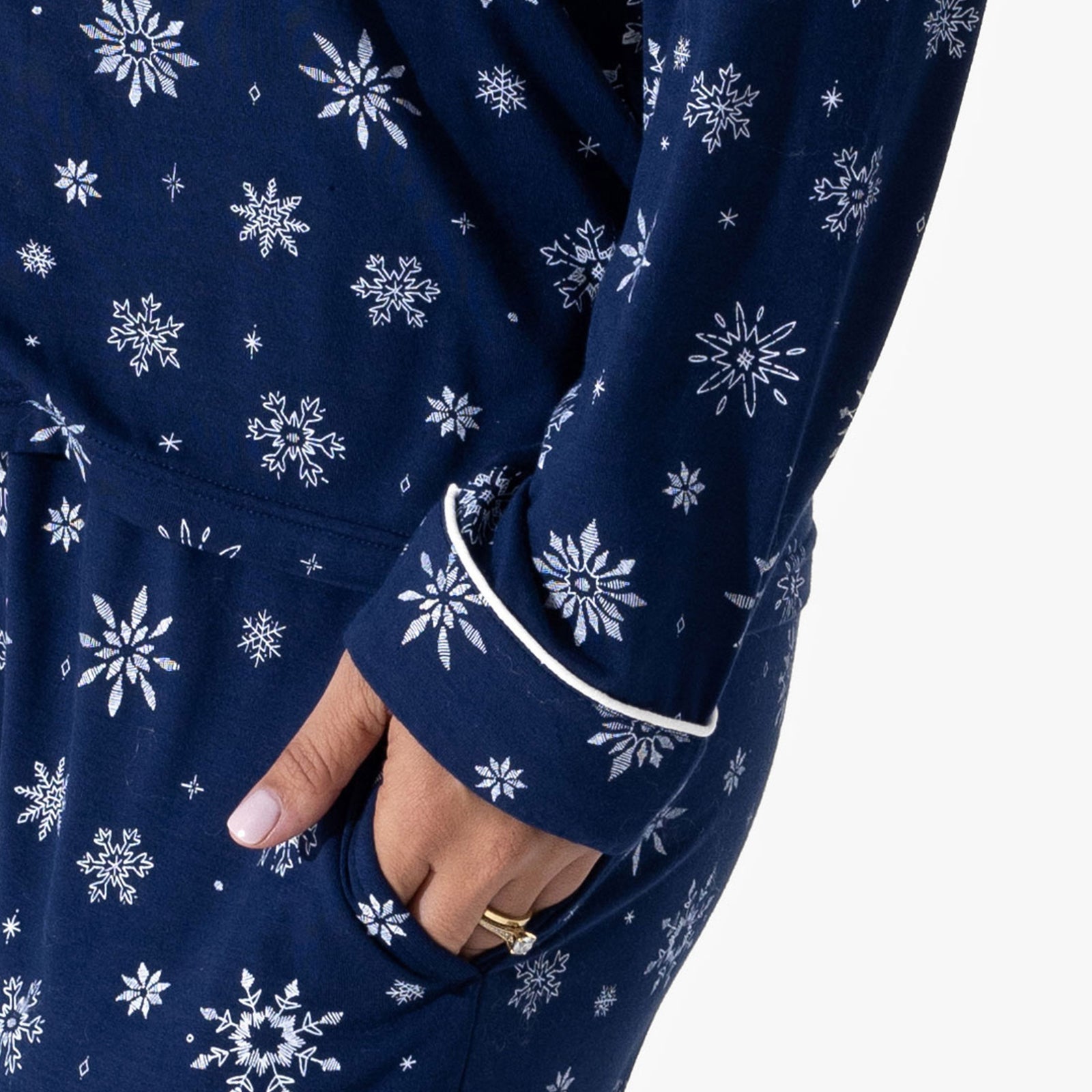 Snowflake Bamboo Women's Pajama Set