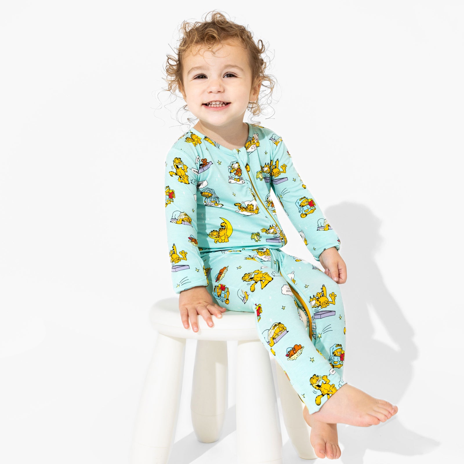 Garfield: Lazy Mondays Bamboo Convertible Footie