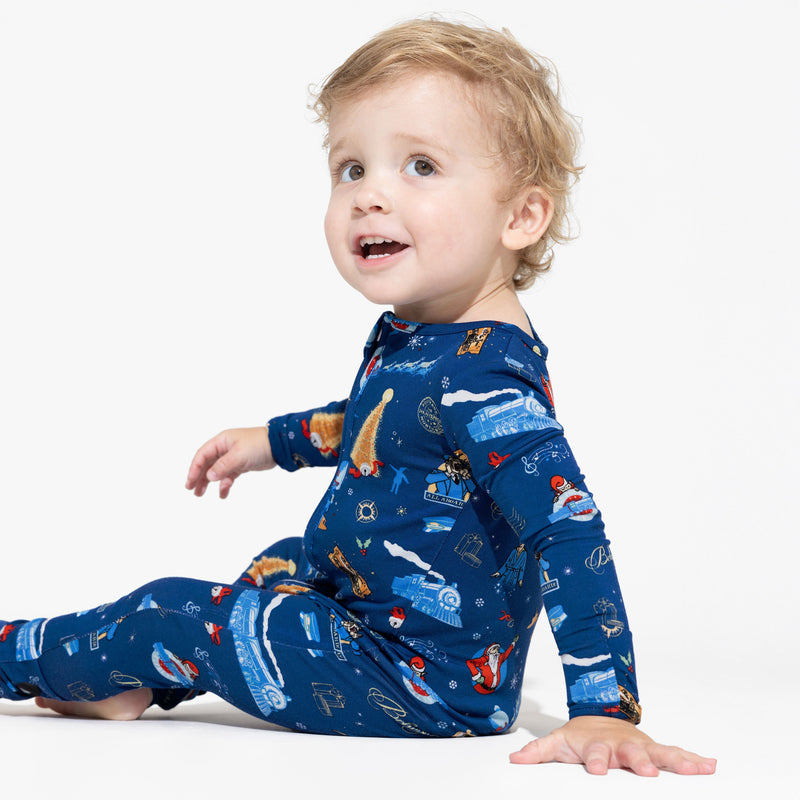 The Polar Express™ Bamboo Swaddle & Beanie Set