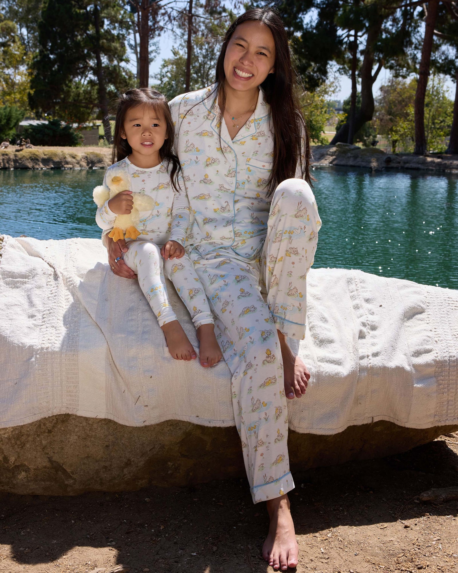 Tiny Tails Tales Bamboo Women's Pajama Set
