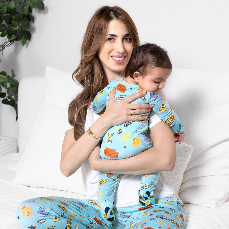 FRIENDS™: Central Perk Bamboo Women's Pajama Set