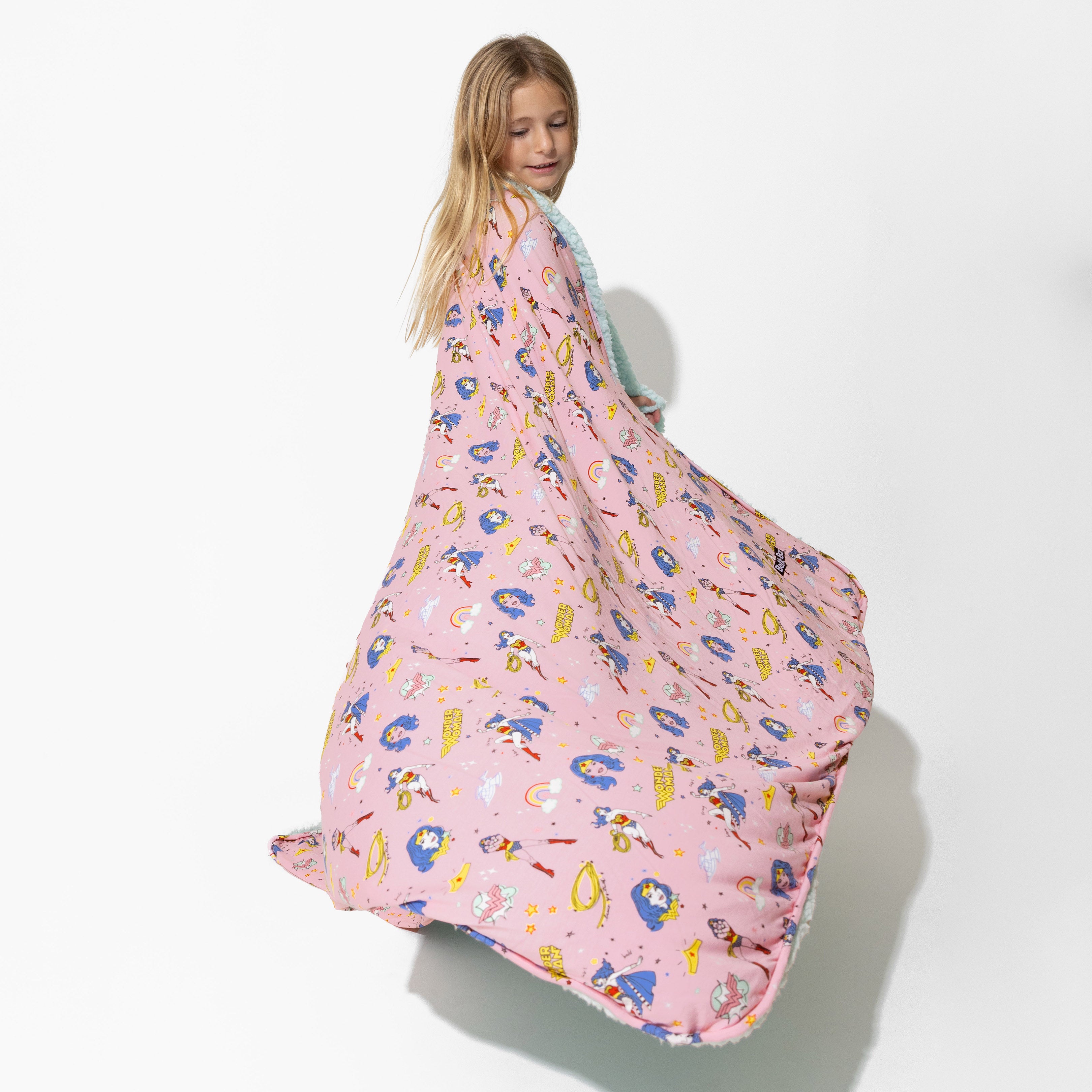 Wonder Woman Bamboo Sherpa Blanket: Cozy Up Like a Superhero